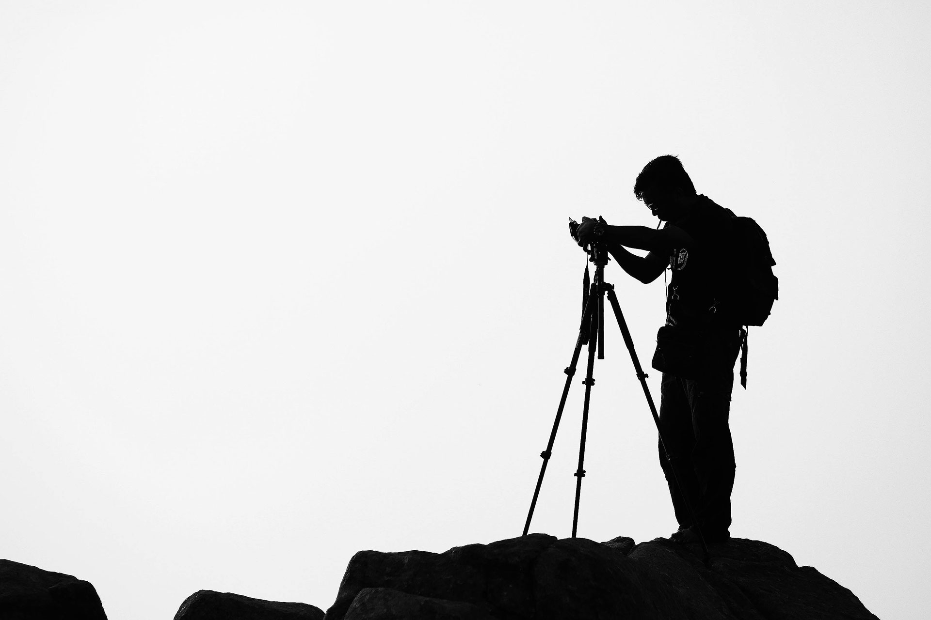 travel photography tripod accessories